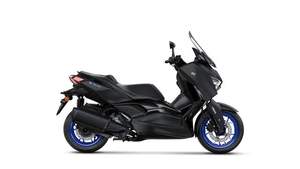 XMAX 300