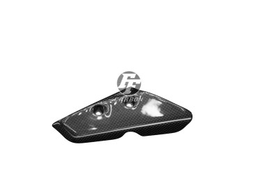 Covertor de cilindro de freno Carbono por KTM 790 Adventure / R 2018- / 890 Adventure / R 2021- Carbono+Fibra de Vidrio | Patron Sencillo | Brillante