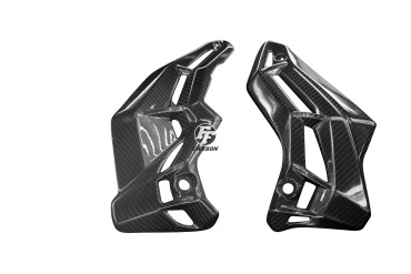 Alerón del motor Carbono por Kawasaki Z900 2017-2019 Carbono+Fibra de Vidrio | Patron Enlazado | Brillante
