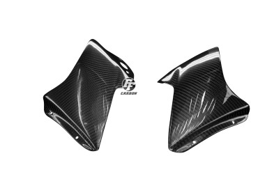 Parti laterali della carenatura del pozzetto Carbonio per Aprilia RSV 1000R 2004-2009 100% Carbonio | Spigato | Brillante