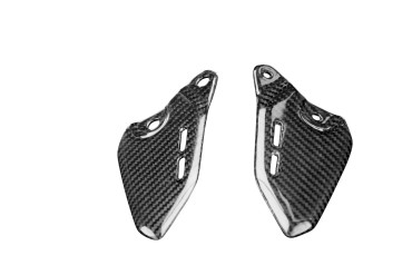 Platines repose-pieds Carbone pour Kawasaki Z900 RS 100% Carbone | Toile Sergé | Brillant
