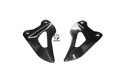 Paratacco Carbonio per Triumph Speed Triple 2016- Carbonio+Fibra di Vetro | Tela | Brillante