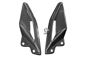 Carbon Fersenschützer für Triumph Street Triple 765 2017- Carbon+Fiberglas | Leinwand | Glossy