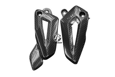 Paratacco Carbonio per Triumph Tiger 800 XC Carbonio+Fibra di Vetro | Spigato | Brillante