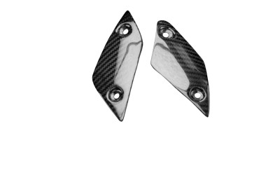 Carbon Heel Guards for Yamaha MT-01 100% Carbon | Twill Weave | Glossy
