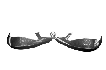 Carbon Handguards for Aprilia SMV 750 Dorsoduro Carbon+Fibreglass | Twill Weave | Glossy