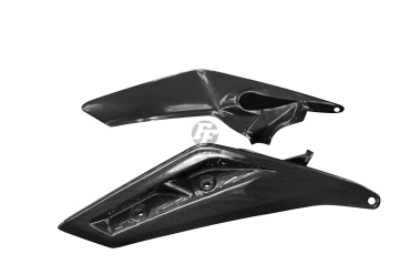 Carénage latéral arrière Carbone pour KTM 390 Duke 2017- Carbone+Fibre de Verre | Toile Contraignant | Brillant