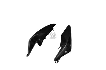 Carbon Heck Seitenverkleidung für Suzuki B-King 1300 2007-2011 