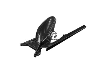 Garde boue arrière + Pare-chaine Carbone pour KTM 1290 Super Duke R 2020- Carbone+Fibre de Verre | Toile Contraignant | Brillant