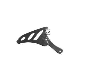 Paracatena inferiore Carbonio per Triumph Sprint ST 1050 1999-2010 / Speed Triple 2005-2010 