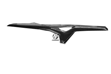 Carter de chaine Carbone pour Aprilia SMV 750 Dorsoduro Carbone+Fibre de Verre | Toile Sergé | Brillant