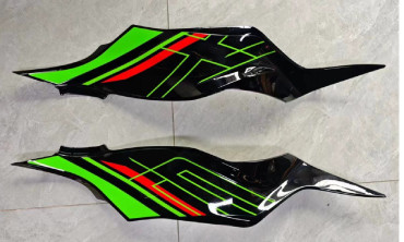 Carénage Latéral Carbone pour Kawasaki Ninja ZX6R 2024- 