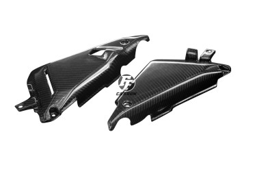 Carenado lateral en el marco Carbono por Kawasaki Z650 / Ninja 650 2017-2021 Carbono+Fibra de Vidrio | Patron Enlazado | Brillante