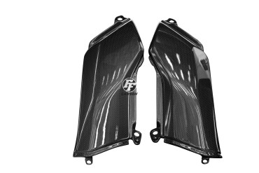 Carenado lateral debajo del depósito Carbono por Kawasaki Z900 2017- 100% Carbono | Patron Sencillo | Brillante
