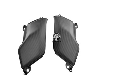 Carenatura laterale sotto il serbatoio Carbonio per Kawasaki Z900 2017- Carbonio+Fibra di Vetro | Spigato | Opaco