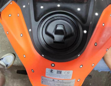 Cache du réservoir Carbone pour KTM 390 Duke 2024- 