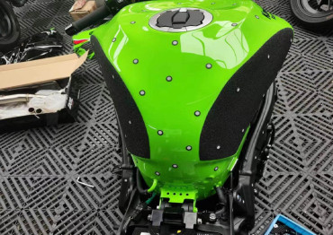 Cache du réservoir Carbone pour Kawasaki Ninja ZX6R 2024- 